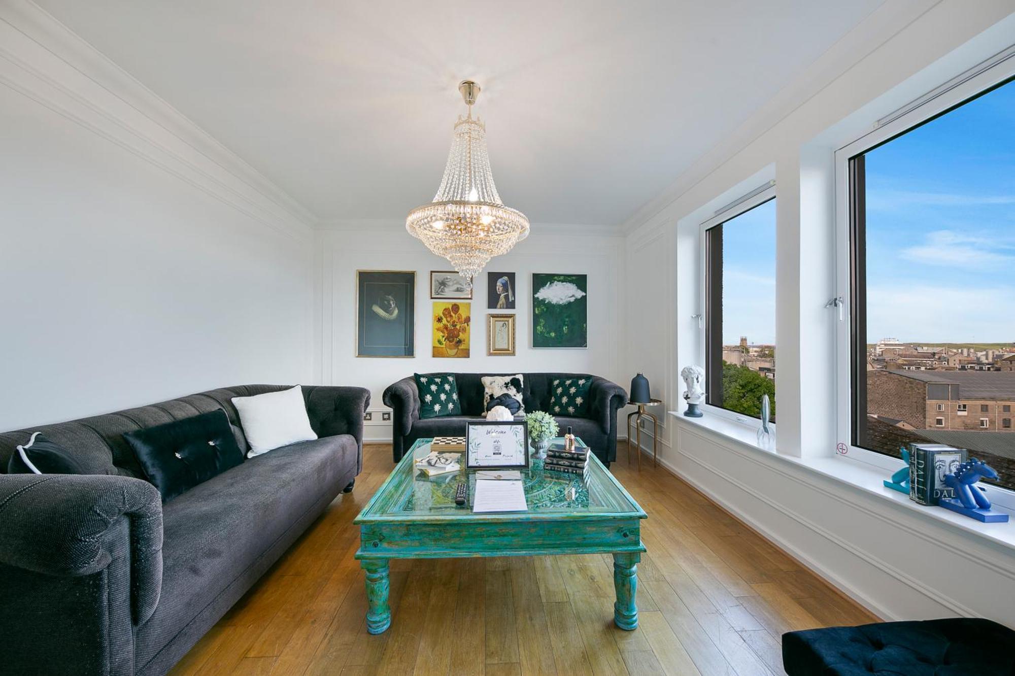 Apartment Bohemian Raphsody ✪ Grampian Lettings Ltd *